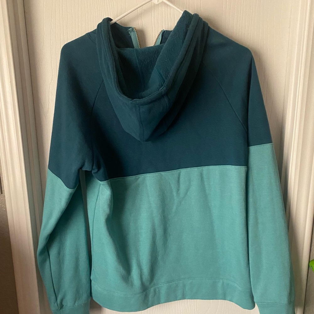 blue reebok hoodie - Picture 2 of 3